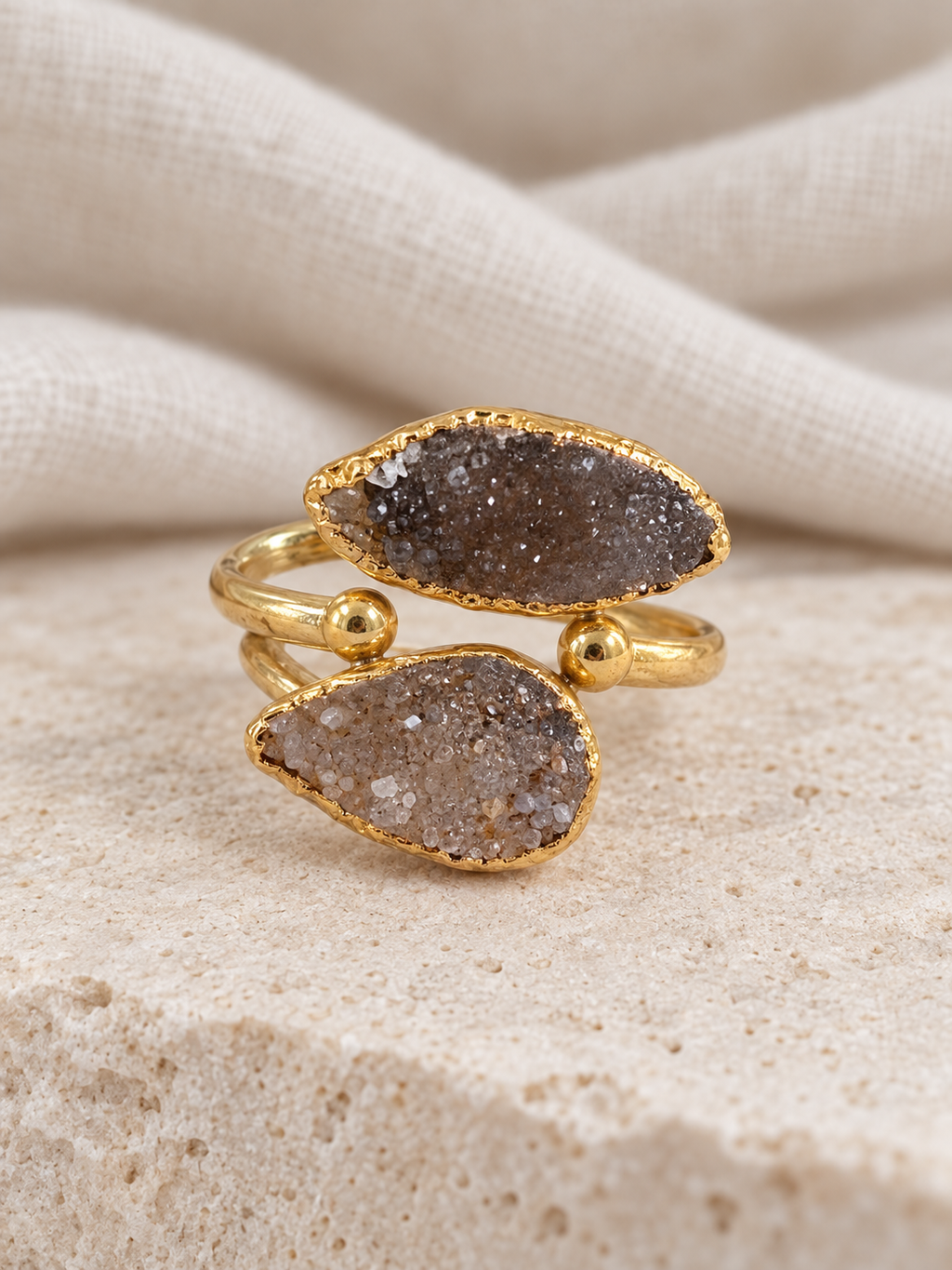 Tidal Orbit Ring