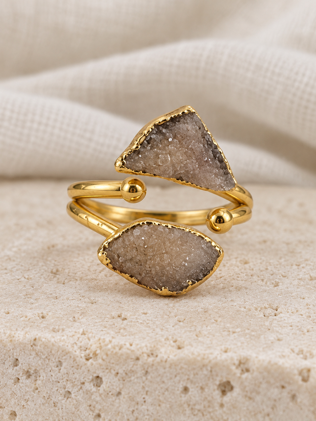 Tidal Orbit Ring