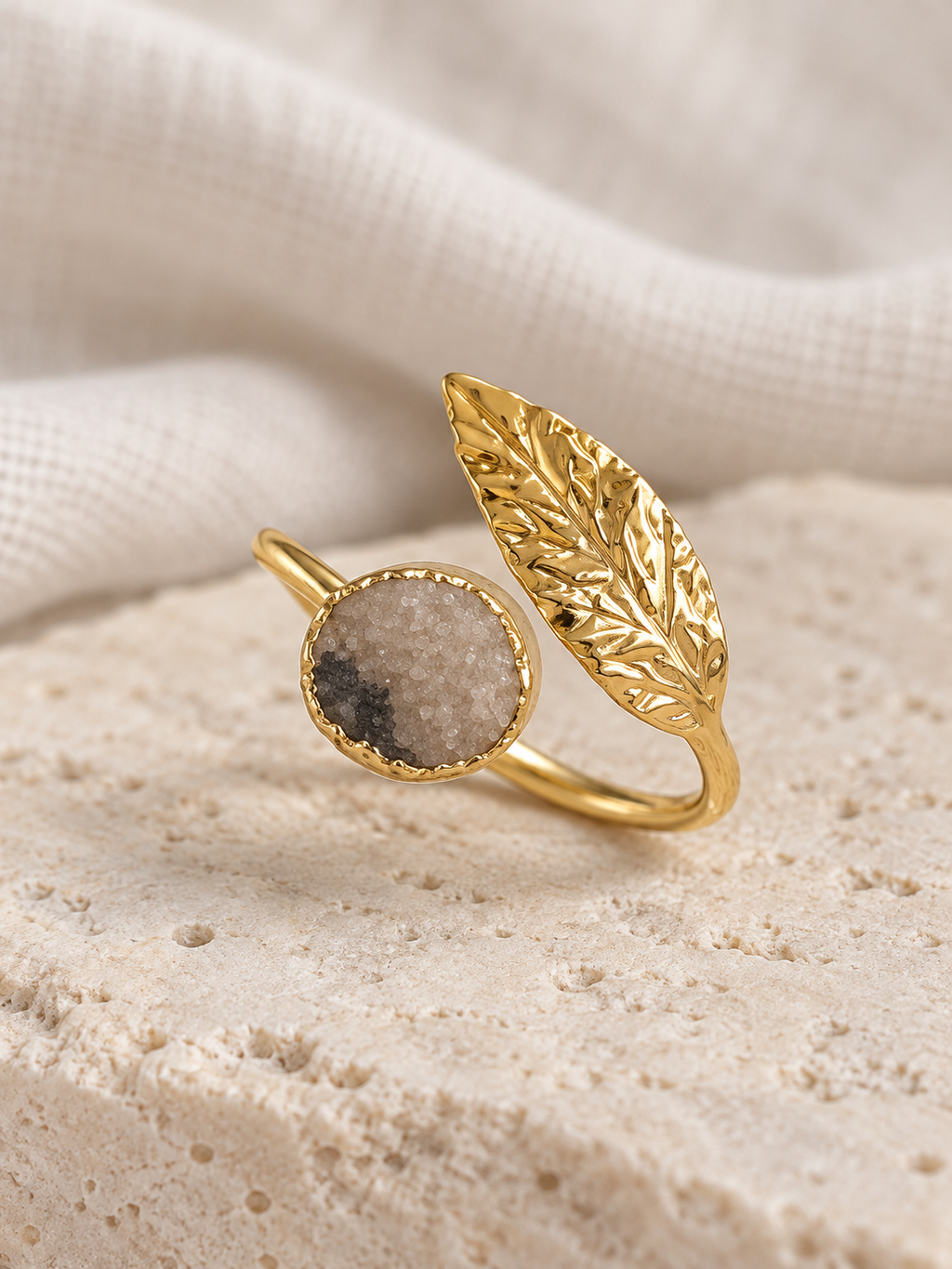 Golden Laurel Ring
