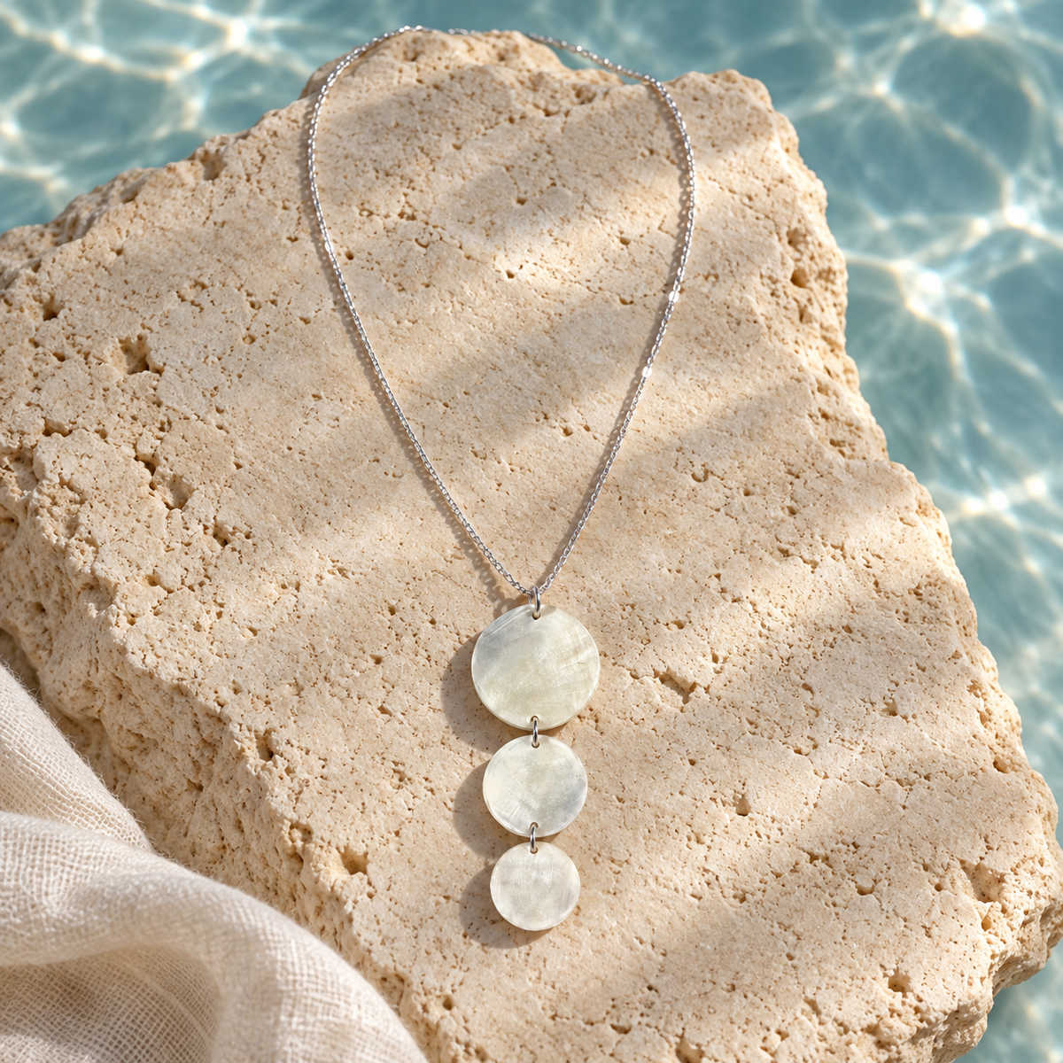 Wave Necklace — Colar Onda